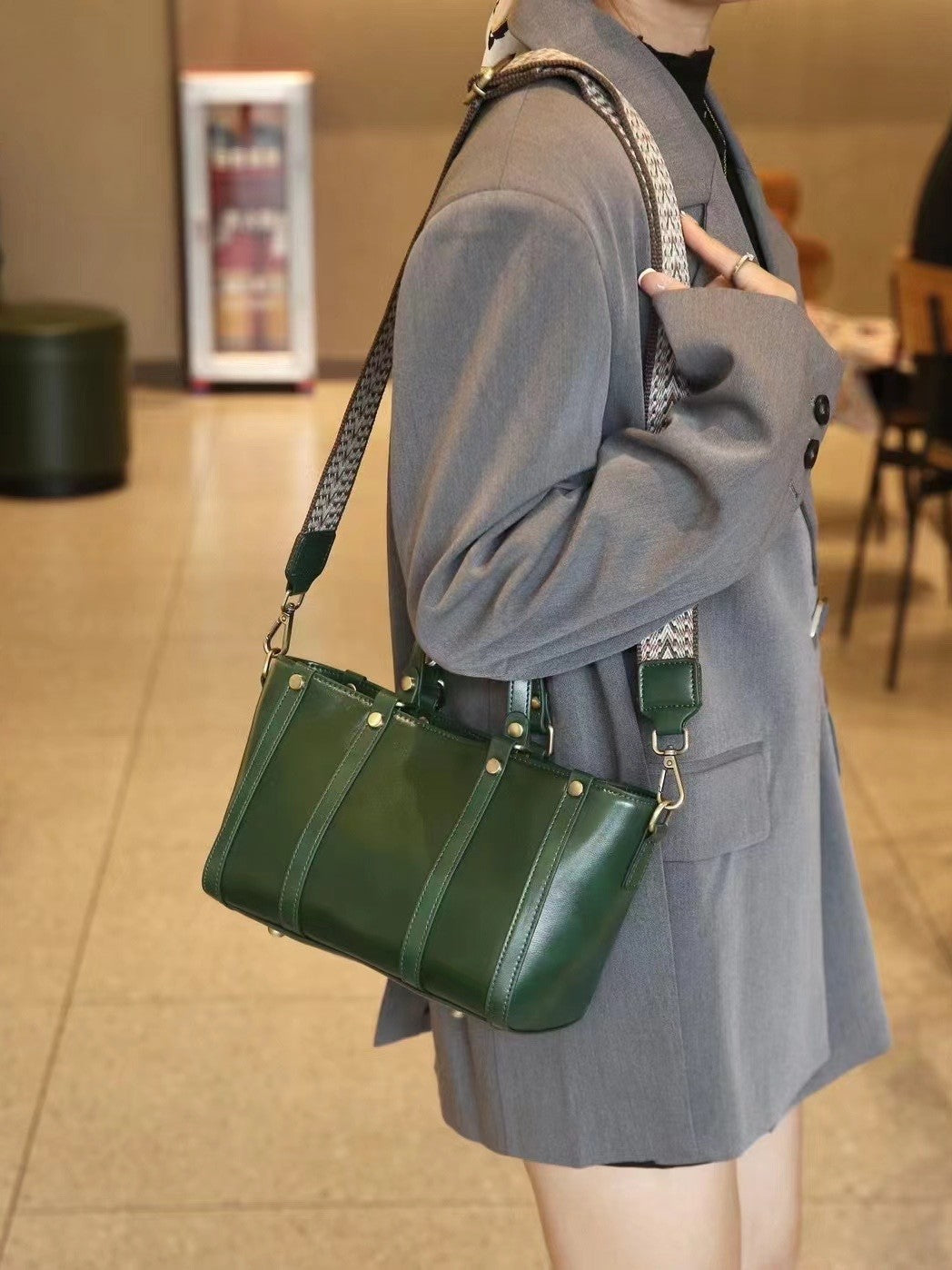f0efaf9b22bfc6fb7b7e2c9c41514204
